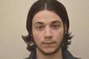 MAJKA GA PRIJAVILA POLICIJI: Britanski tinejdžer-džihadista osuđen na DOŽIVOTNU ROBIJU zbog plana napada na policajce ili vojnike