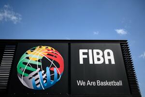 FIBA SE PONOVO OBRUKALA - BEZ SRPSKIH SUDIJA U PARIZU: Naši arbitri ISPAŠTAJU zbog Evrolige, ali tu su oni iz EGZOTIČNIH zemalja!