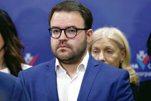 NOVA OSTAVKA U NARODNOJ STRANCI: Stefan Jovanović se povukao sa mesta generalnog sekretara