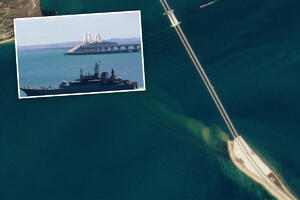 SATELITSKI SNIMCI OTKRILI: Kod Krimskog mosta 6 velikih TAMNIH MRLJA, Rusi smislili odbranu od ukrajinskih morskih dronova (FOTO)