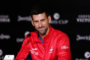 OVO IZGLEDA MOĆNO! ISPLIVALA FOTKA ĐOKOVIĆA: Novak se vraća na teren u VELIKOM STILU, ova kombinacija je BRUTALNA (FOTO)