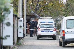 "UBIĆU GA SAD, A ONDA I SEBE": Nebojša pozvao brata i najavio zločin! Pored tela OCA I SINA NAĐENA 2 OPROŠTAJNA PISMA (FOTO)