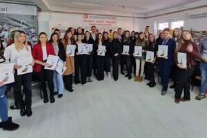 NAPREDNIM KORACIMA KA SJAJNOJ KARIJERI: Velika podrška opštine Vrnjačka Banja za 36 mladih kroz veoma značaj projekat!
