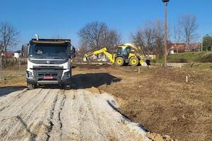 UKROĆENA ZAPADNA MORAVA, SPAS OD POPLAVA ZA VELIKI BROJ GRAĐANA: Počela izgradnja crpne stanice na Ljubić keju u Čačku (FOTO)