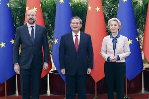 SAMIT KINE I EU U PEKINGU Li: Obe strane treba da ostanu posvećene dijalogu, miru a ne konfliktu