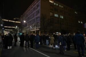 PROTEST ISPRED RIK Okupljeni stigli do mesta blokade u centru grada