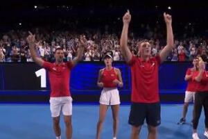 MNOGO EMOCIJA NA JEDNOM SNIMKU! Pogledajte kako su srpski teniseri proslavili NOVU GODINU - Đoković odneo ŠOU u svakom smislu!
