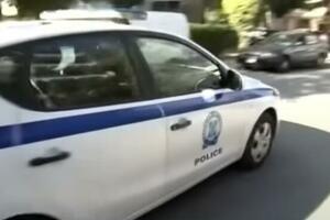 VEROVALI ILI NE, LJUDI I DALJE OVAKO ŽIVE! Zajednice "PEĆINSKIH LJUDI" širom zemlje: Grčka policija HITNO reagovala