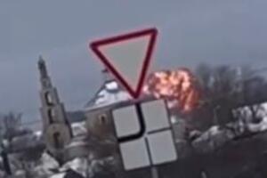 PRVI SNIMCI PADA RUSKOG AVIONA: Letelica pada kao strela, a onda kreće plamen (VIDEO)