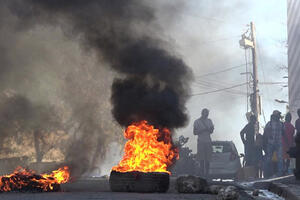 HAOS NA HAITIJU: Naoružane bande napale Centralnu banku! Ubijeno nekoliko napadača