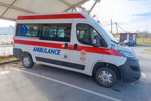 POVREĐENA TRUDNICA Nesreća u Beogradu, žena prevezena u bolnicu