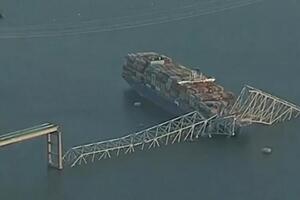 DVA TELA IZVUČENA IZ REKE: Novi detalji urušavanja mosta u Baltimoru