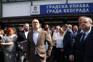 POTVRĐENO NAJVEĆE OKUPLJANJE NA POLITIČKOJ SCENI! Predata lista "Aleksandar Vučić - Beograd sutra" sa 20.000 potpisa