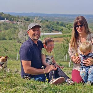 IVANA I DRAGAN SE VRATILI NA DEDOVINU PA POKRENULI PRIVATNI BIZNIS NA IMANJU!