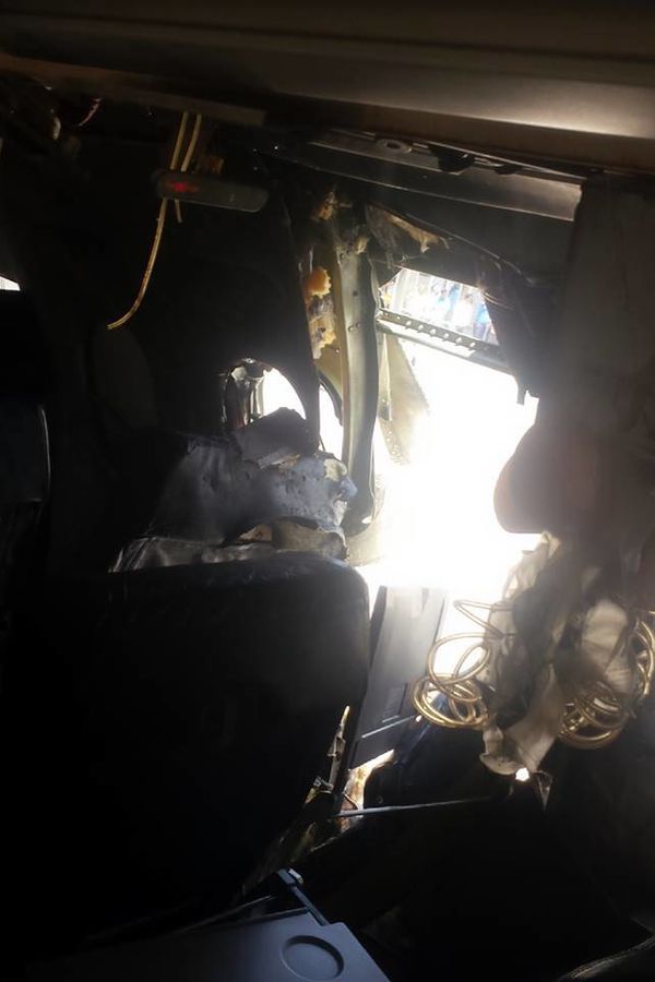 Snimak rupe iz unutrašnjosti aviona (Foto: AP)