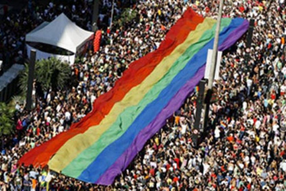 LGBT: Predsednik na čelu Parade ponosa