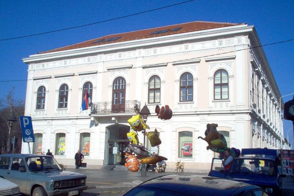 Novogodišnji popusti u Biblioteci grada Beograda
