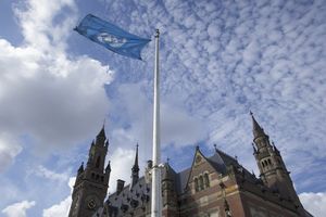 POČELO ROČIŠTE U HAGU: Majke Srebrenice tuže holandsku vladu i UN!