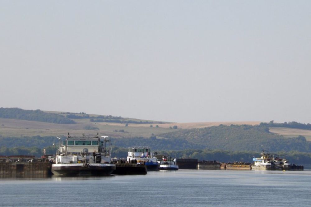 Dunav blokiran već treći dan