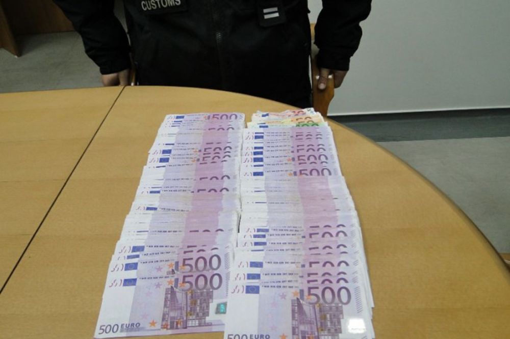 SARAJEVO U ŠOKU: Bankar ukrao 300 hiljada evra pa otišao u Tursku na kafu!