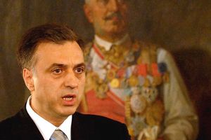 BRAĆO: Vujanović zove Srbe da glasaju za njega