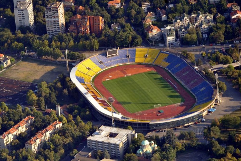 CRNO-BELI BESKUĆNICI: Vojska uzima stadion Partizanu?