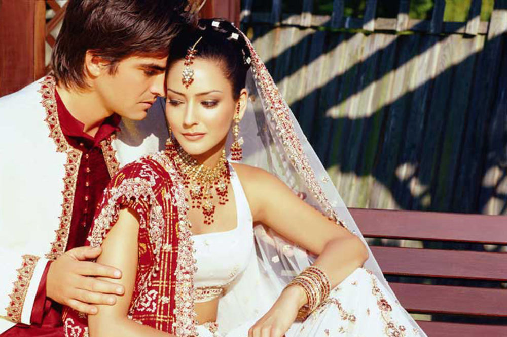 NOVI ZAKON U INDIJI: Ukoliko ste spavali, vi ste venčani!