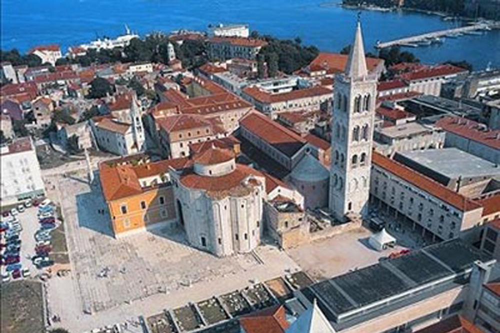 Zadar: Napadnuti pekar isekao razbojnika!