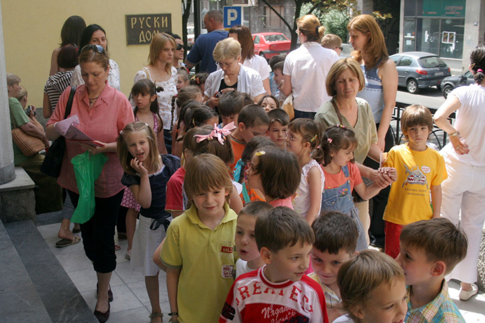 Dečiji dodatak prima oko 400.000 mališana u Srbiji