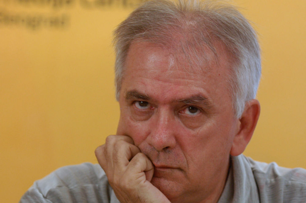 Jakšić pozvao Nikolića da sačeka odluku Ustavnog suda
