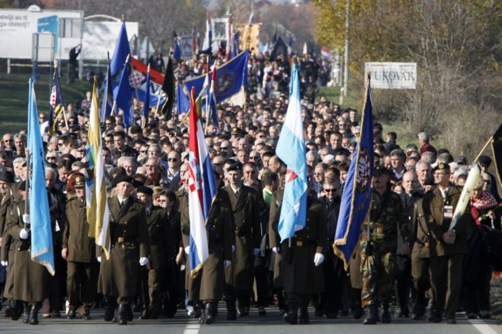 INCIDENT: Hrvatski veterani rata izviždali državni vrh