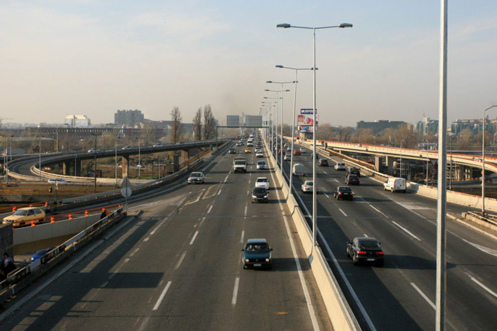 Beograd prohodan, u saobraćaju bez gužvi