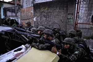 VELIKA AKCIJA: Policajci i vojnici zauzimaju favele u Rio de Žaneiru!