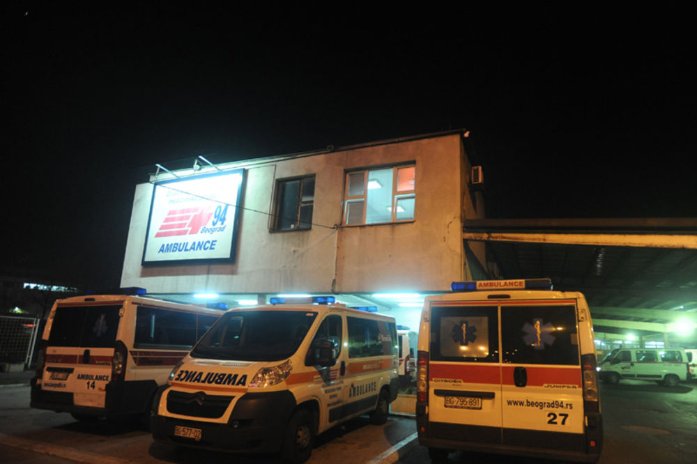 Muškarac (38) povređen u udesu u ulici Cara Dušana