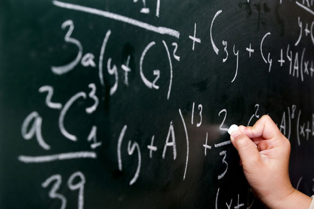 (VIDEO) LAKŠE I ZABAVNIJE: Matematički trikovima kojima nas nisu učili u školi