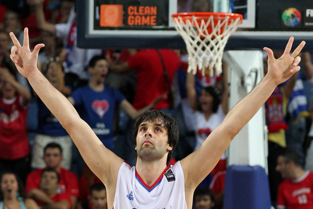 Košarkaši Srbije deklasirali Mađarsku