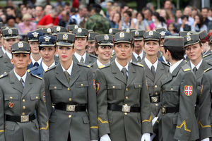 TAJNO ORUŽJE VS: Srpske oficirke među 10 najlepših na svetu!