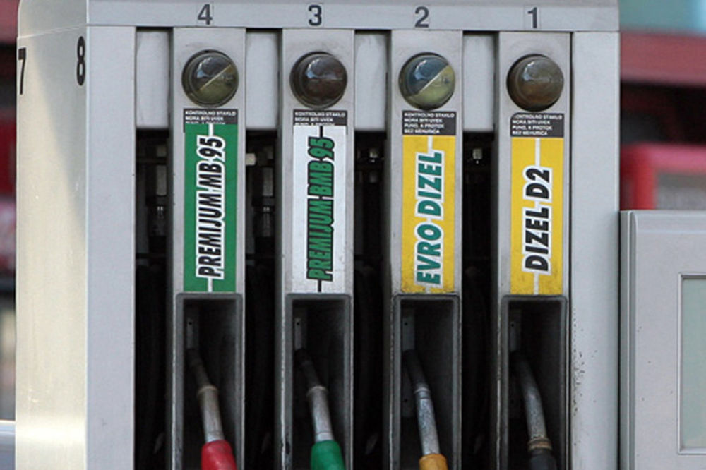 4 DINARA PO LITRU: Skuplje gorivo od Nove godine