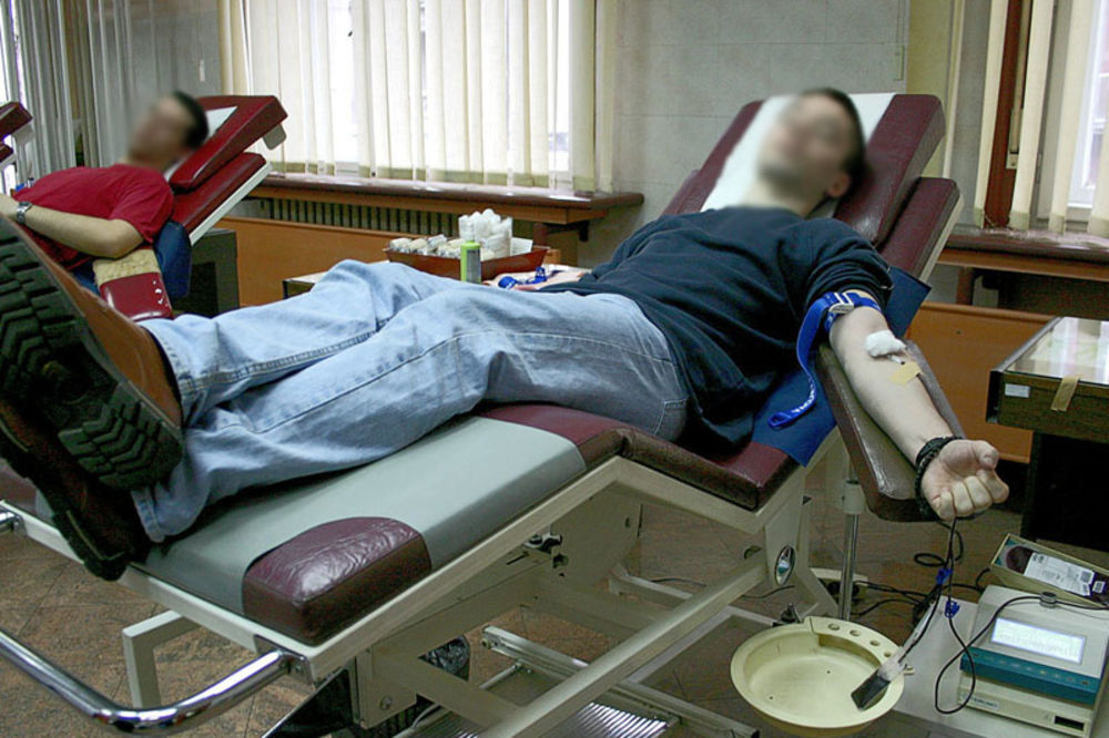 APEL CRVENOG KRSTA: Rezerve krvi su na minimumu!