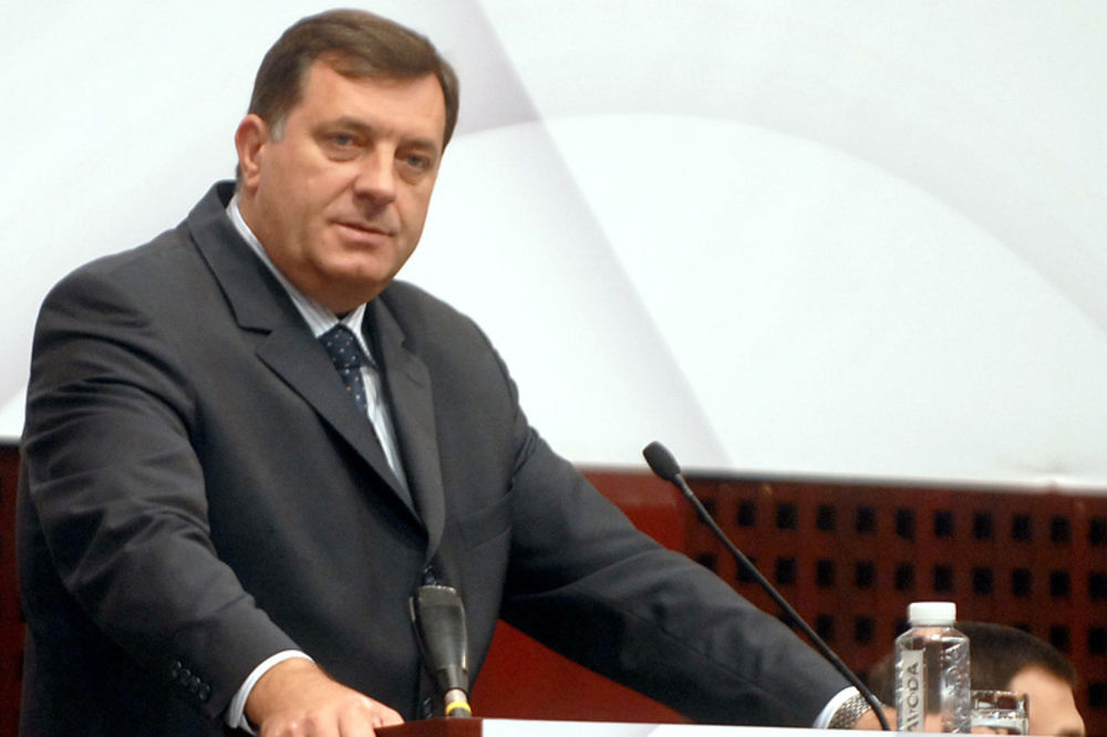 Dodik: Tadić ima više šansi u drugom krugu izbora