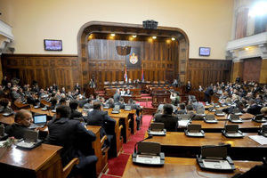 Poslanici raspravljali o amandmanima na budžete za 2014. i 2015.