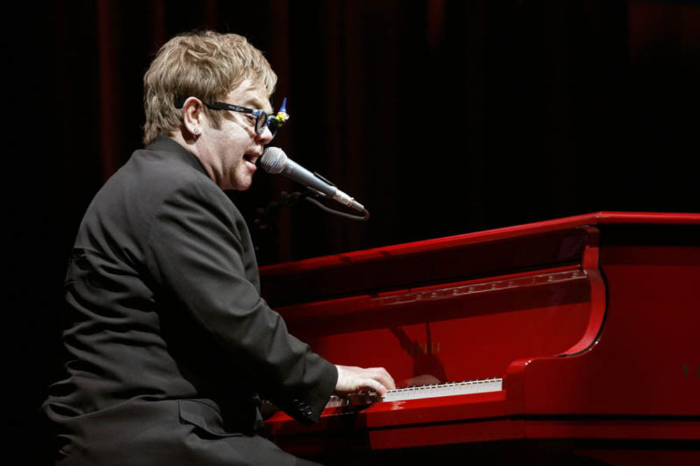 Eltonu Džonu nova nagrada: Britanska ikona