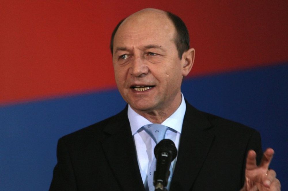 Basesku potpisao zakon o ratifikaciji SSP sa Srbijom