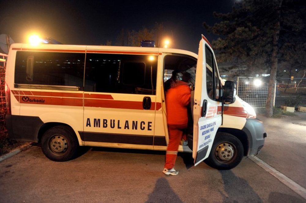 Dva napada na taksiste, žena ispala iz autobusa GSP-a