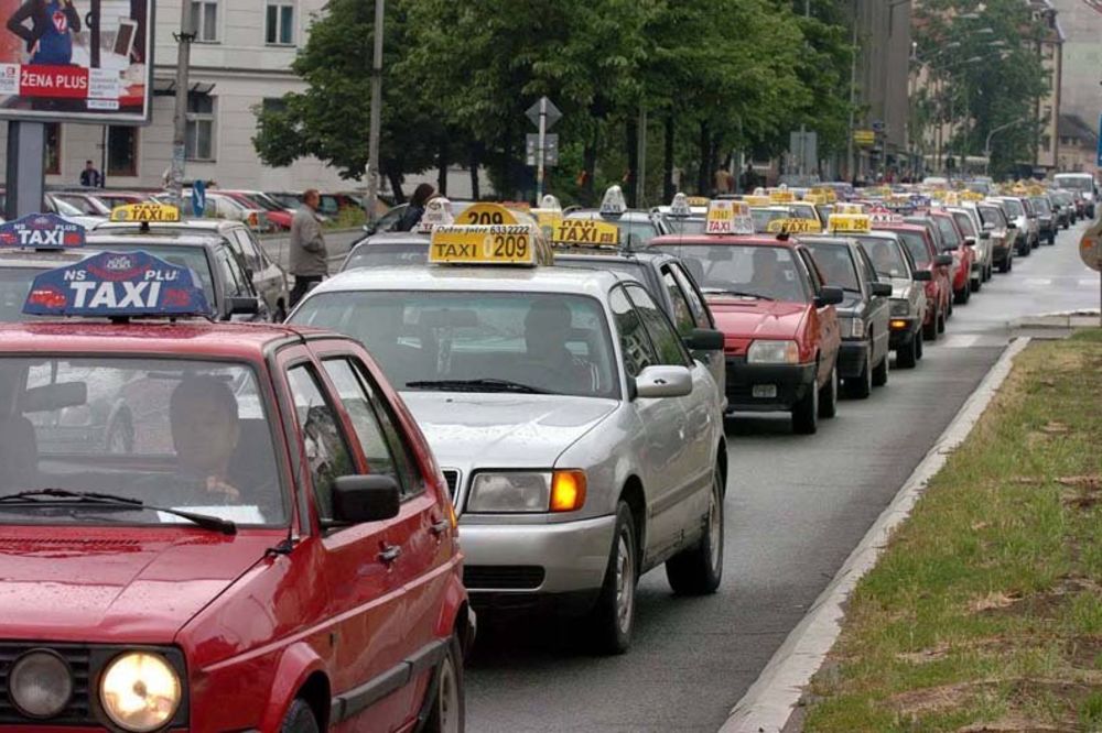Taksisti predali opomenu gradu Novom Sadu