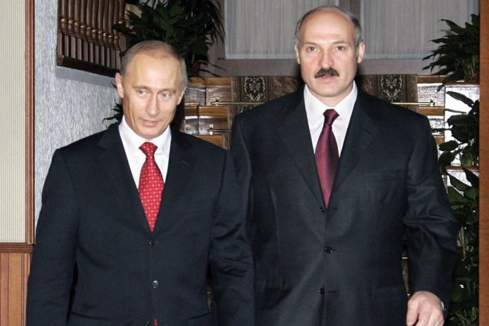 Lukašenko Putinu: Daj mi Kaliningradsku oblast!