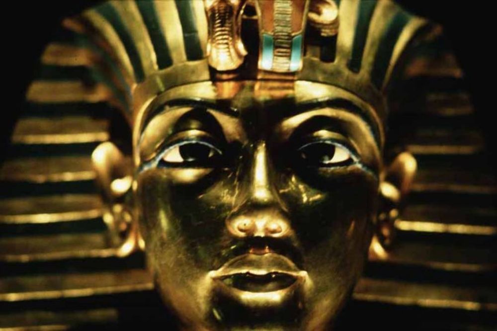 BIZARNA ISTORIJA: Tutankamon sahranjen sa penisom u erekciji