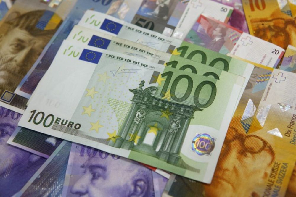 ECB O UBRIZGAVANJU NOVCA: Novi udar na franak već u četvrtak?