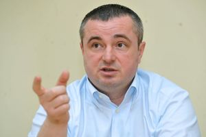 Bajatović:Protesti sve do raspisivanja izbora u Vojvodini!