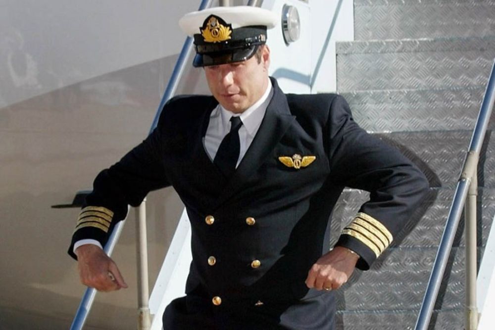 Džon Travolta imao dečka pilota